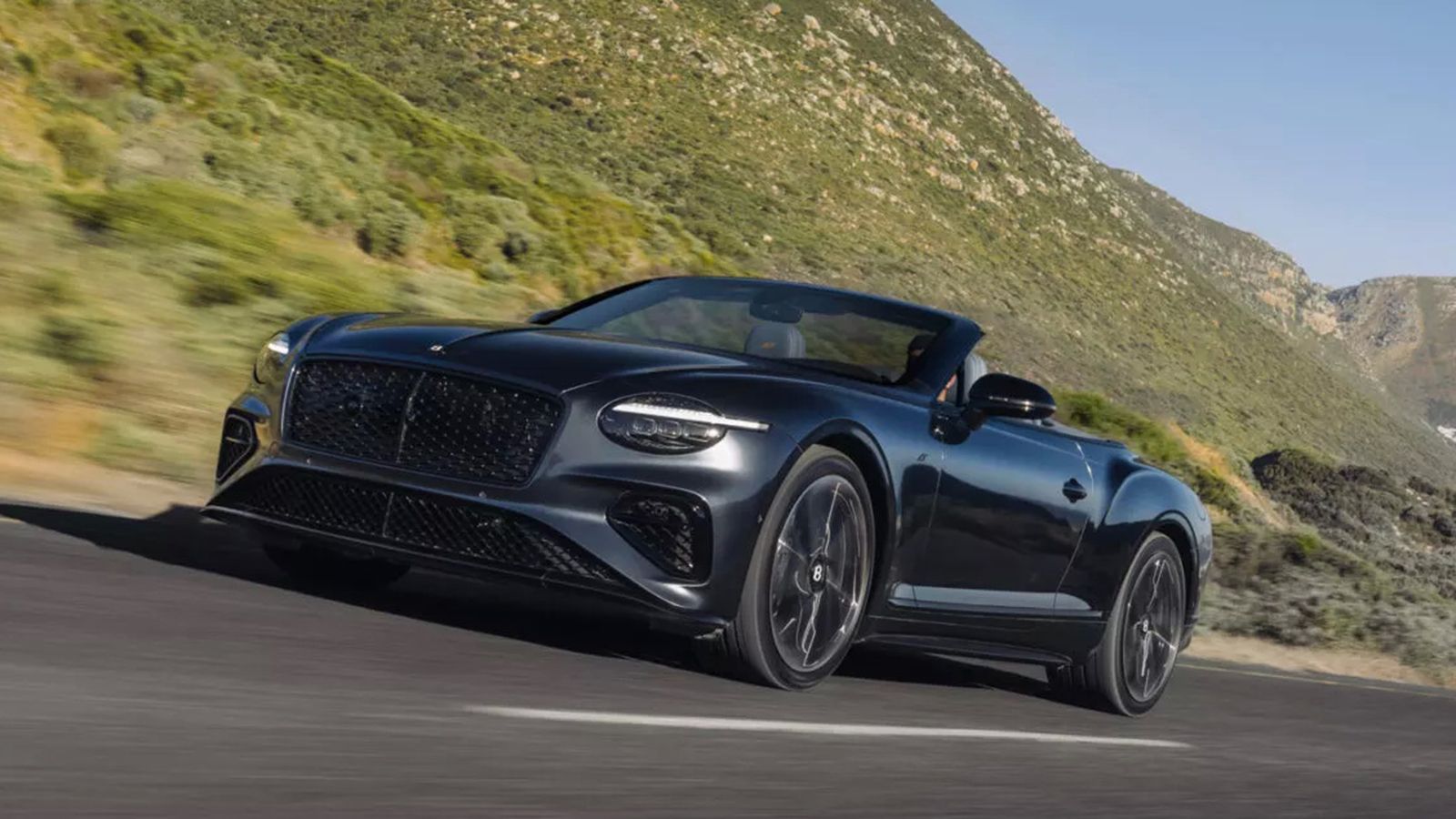 Ντεμπούτο με 680 άλογα για τη νέα Bentley Continental GT S